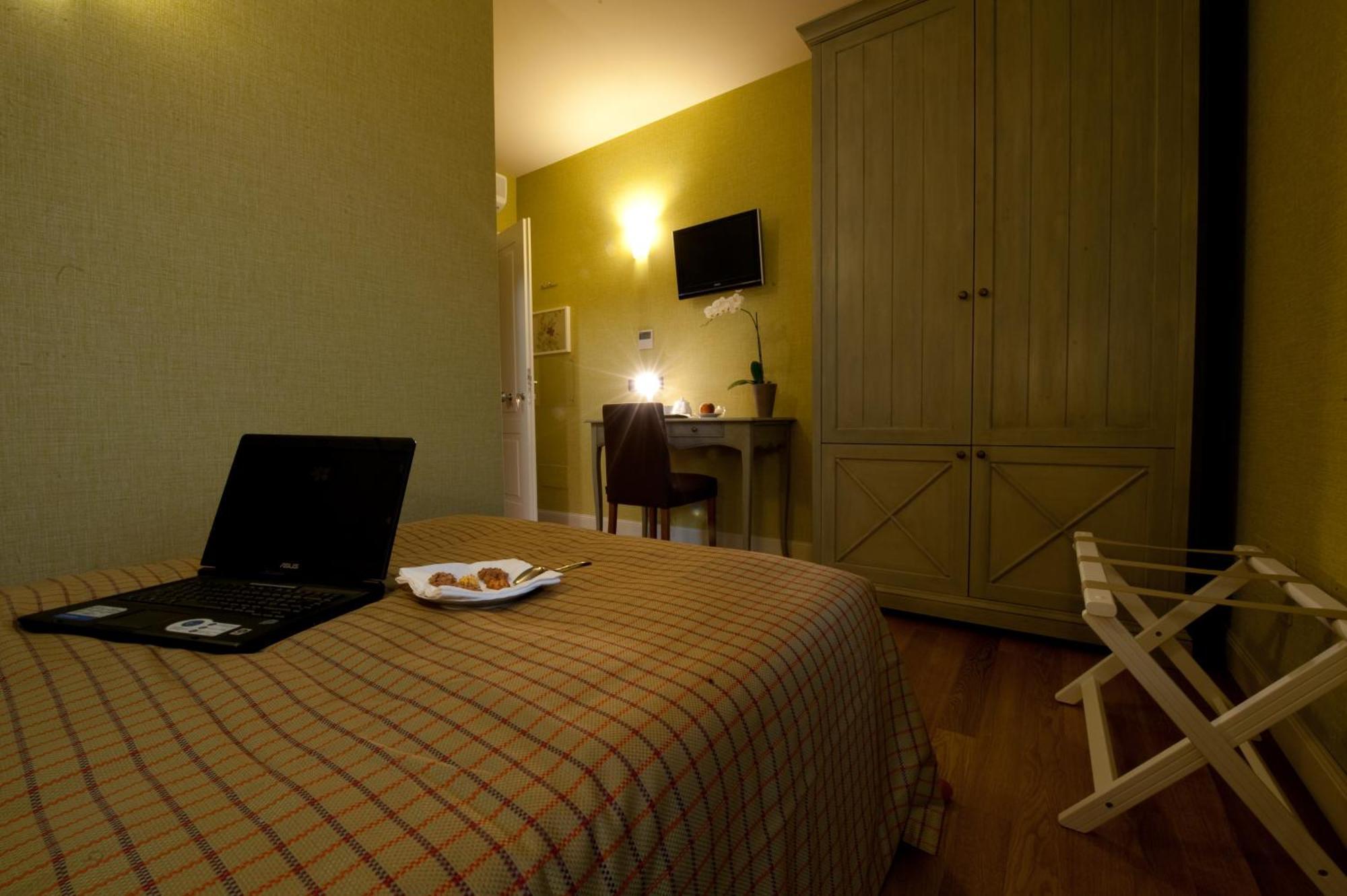 Hotel Locanda Stendhal Colorno Ngoại thất bức ảnh